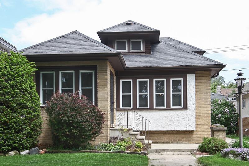 4148 N Larkin St, Shorewood, WI 53211