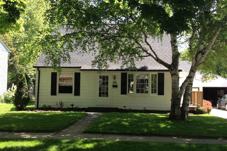 W63N340 Hillcrest Ave, Cedarburg, WI 53012