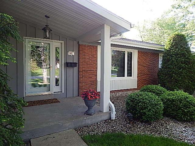 301 Madero Dr, Thiensville, WI 53092