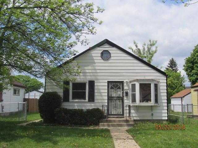 3927 N 70th St, Milwaukee, WI 53216