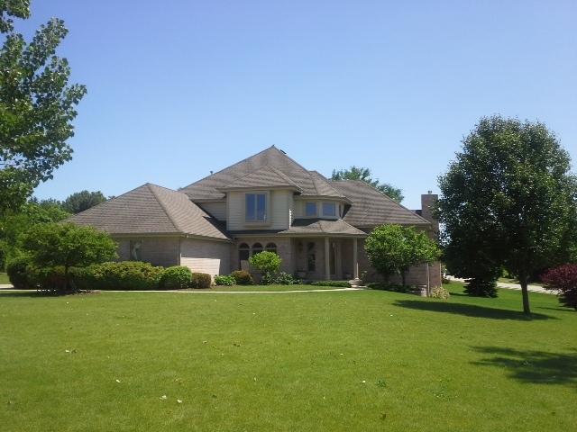 6327 Christopher Ct., Caledonia, WI 53402