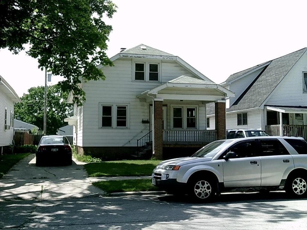 2024 Jay Eye See Ave, Racine, WI 53403