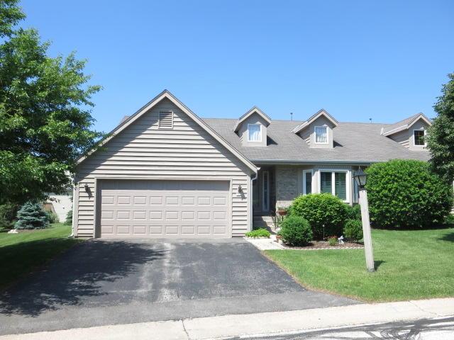 1225 Lansdowne Ct, Brookfield, WI 53045
