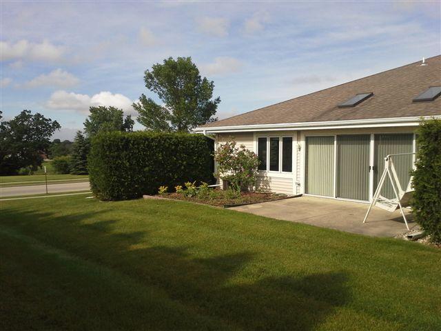 201 Hartford Sq., Hartford, WI 53027