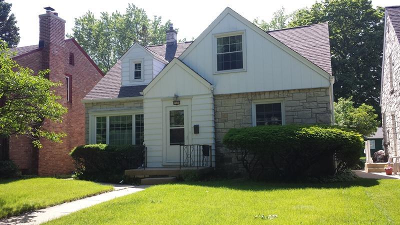 5331 N Bay Ridge Ave., Whitefish Bay, WI 53217