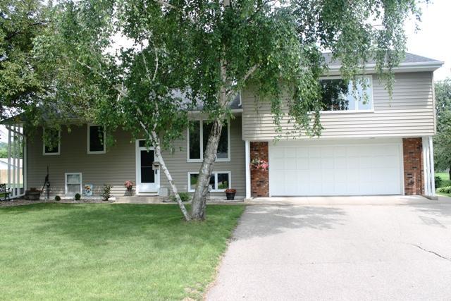 2857 S 29th Ct, La Crosse, WI 54601