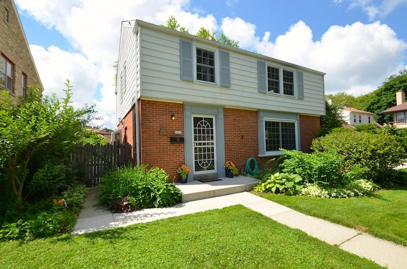5215 W Townsend St, Milwaukee, WI 53216