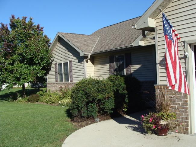 716 Hidden Lake N Ct., Slinger, WI 53086
