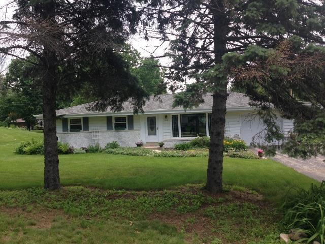 1010 Copenhill Dr., Brookfield, WI 53186