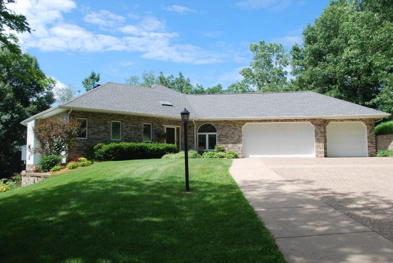 508 Curt Rd., Holmen, WI 54636