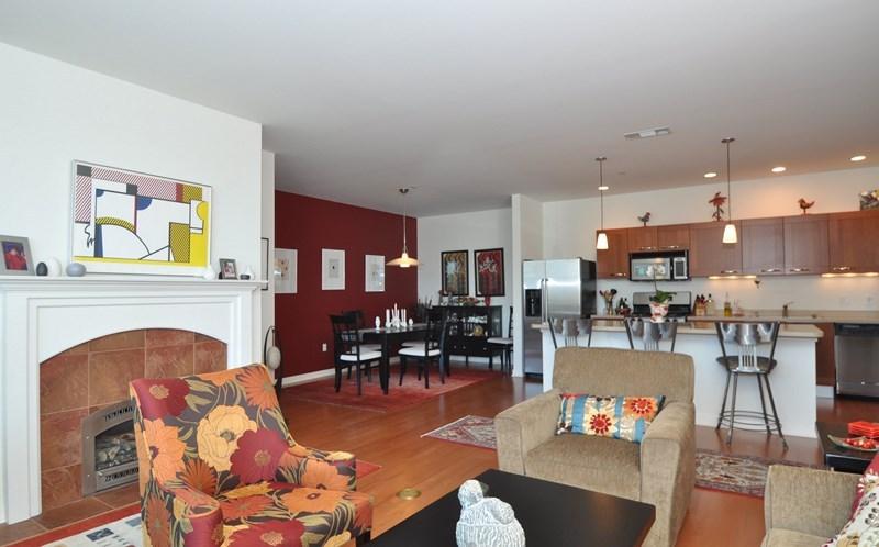 1522 N Prospect Ave #1004, Milwaukee, WI 53202