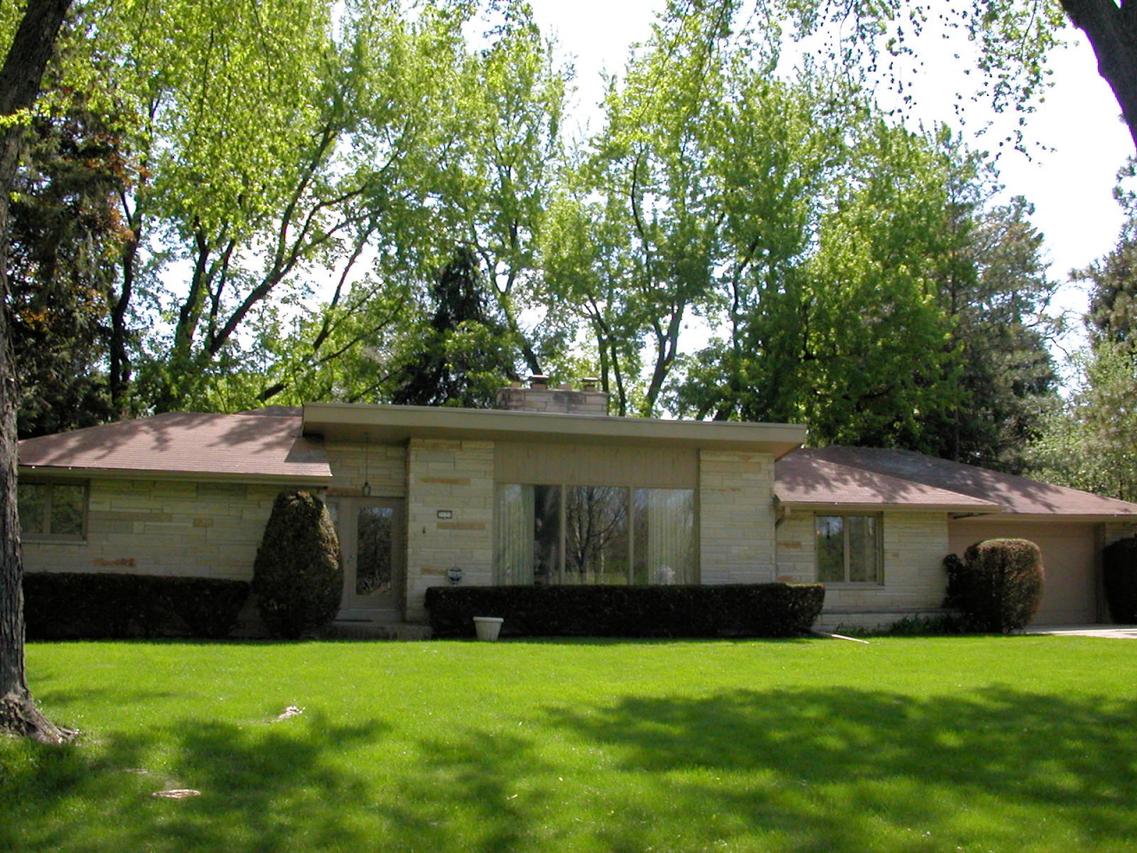 3131 N Menomonee River Pkwy., Wauwatosa, WI 53222