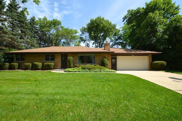 N101W15284 Starlite Dr, Germantown, WI 53022