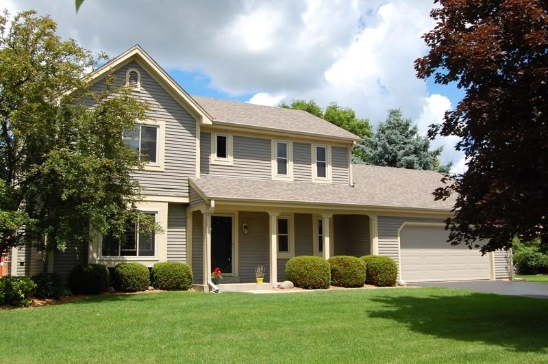 S52W23400 Partridge Ln, Waukesha, WI 53189