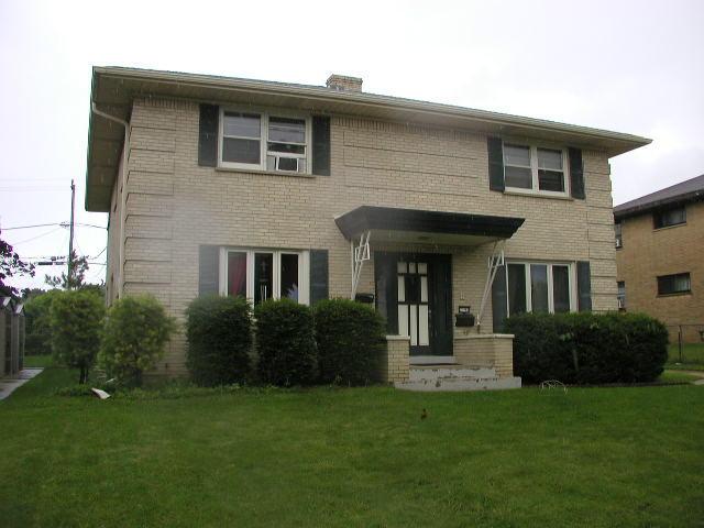 2192 S 99th St #2194, West Allis, WI 53227