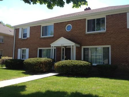8223 W North Ave., Wauwatosa, WI 53213