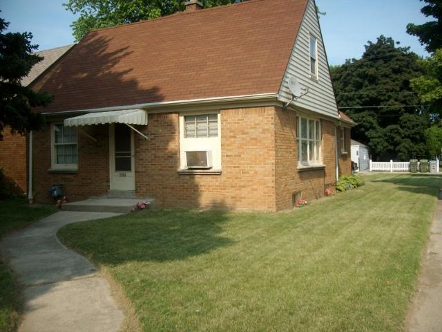 5002 N 24th Pl, Milwaukee, WI 53209