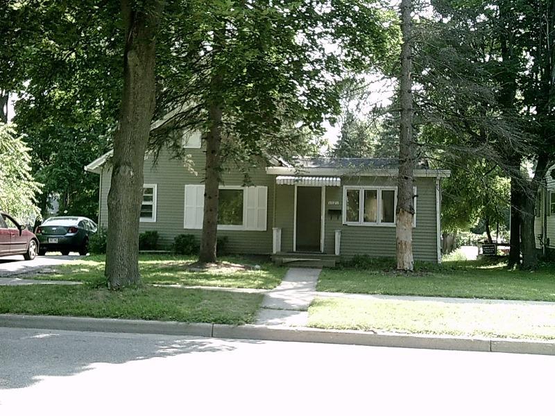 1121 Center St, Lake Geneva, WI 53147