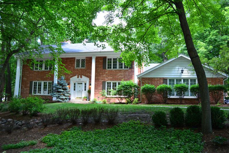 19580 Killarney Way, Brookfield, WI 53045