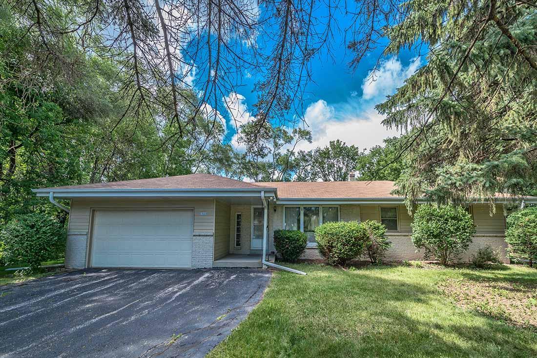 15320 Carpenter Rd, Brookfield, WI 53005