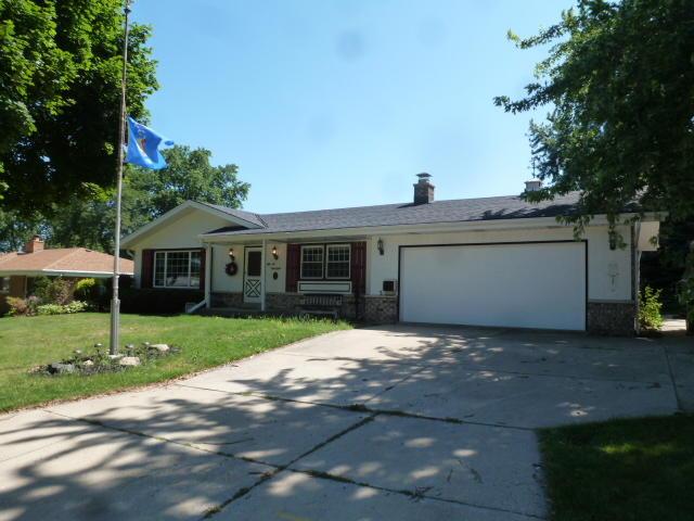 5248 S 22nd Pl, Milwaukee, WI 53221