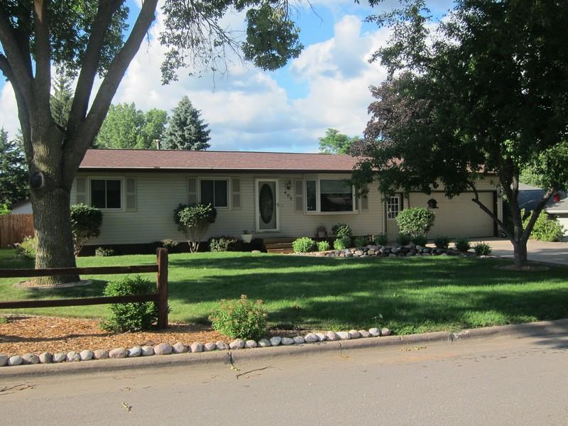 405 Neitzel Dr, Holmen, WI 54636