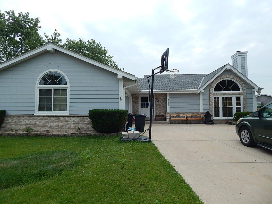 4248 W Pebble Beach Ct., Franklin, WI 53132