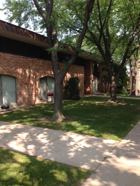 4225 W Rivers Edge Cir #17, Brown Deer, WI 53209