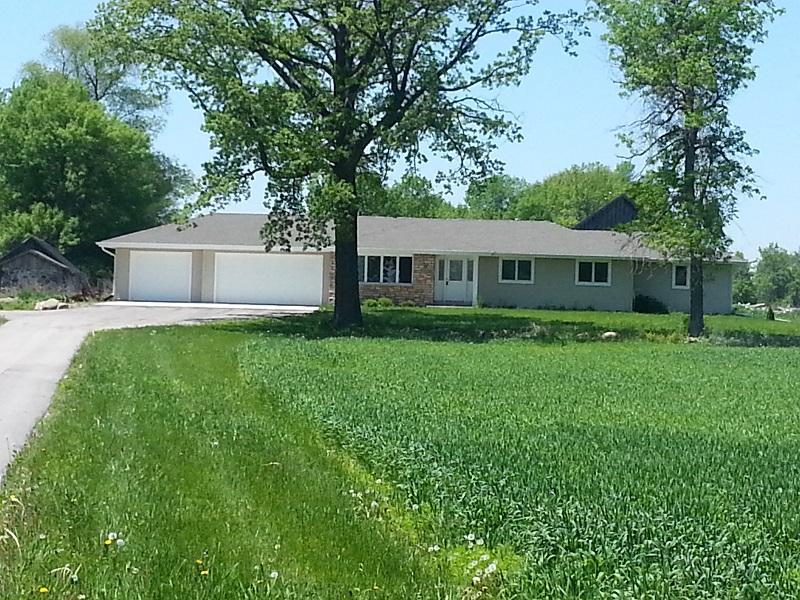 14149 N Davis Rd, Mequon, WI 53097