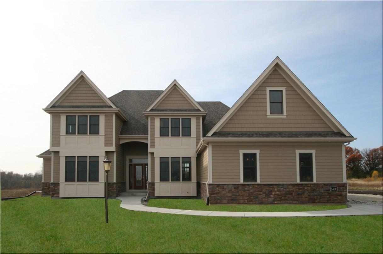 2400 Thoreau Ct, Yorkville, WI 53126