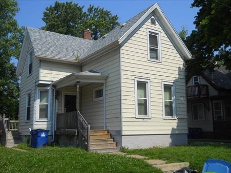408 Cliff Ave, Racine, WI 53404