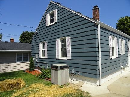 7208 40th Ave., Kenosha, WI 53142