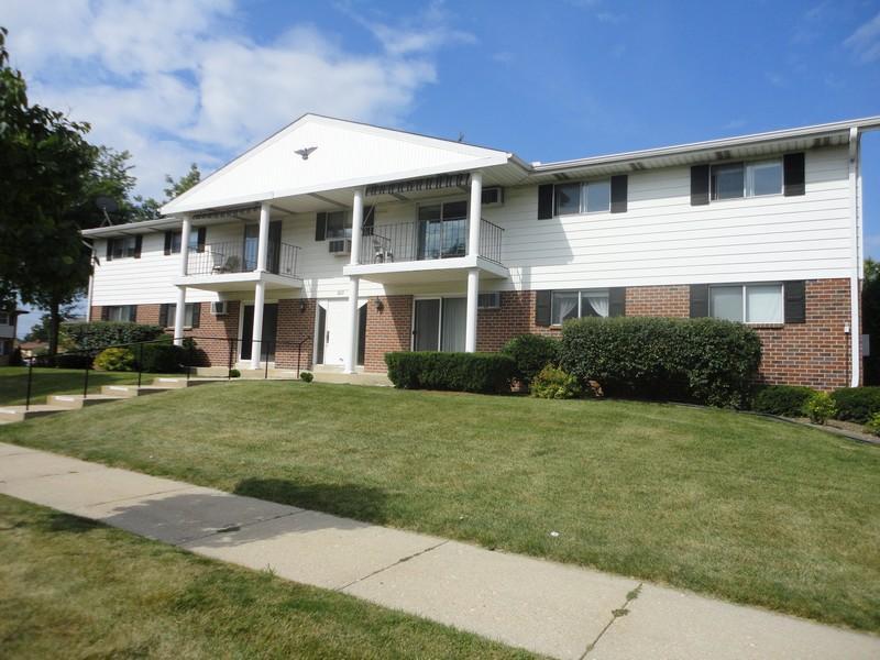 3479 S 91st St. #1, Milwaukee, WI 53227