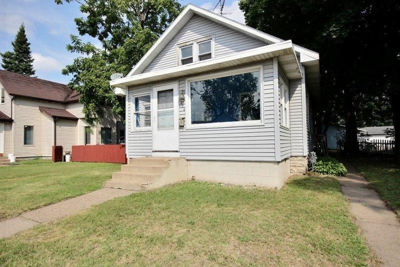 1626 George St, La Crosse, WI 54603