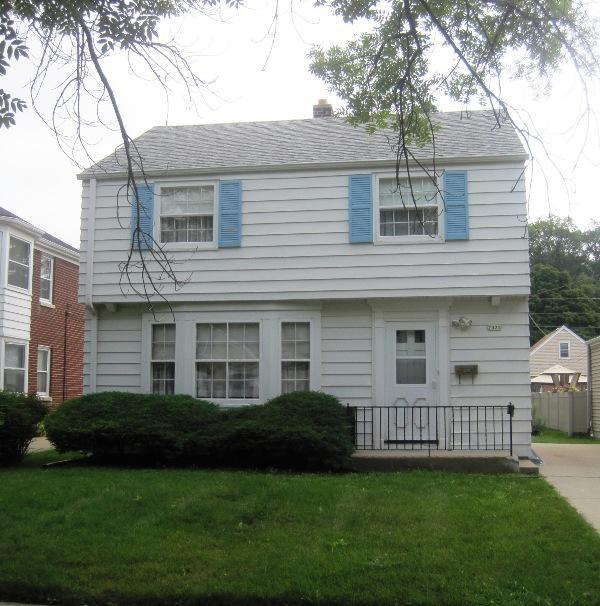 2022 N 86th St., Wauwatosa, WI 53226