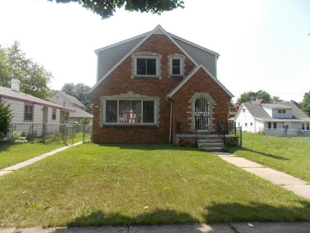 4545 W Fond Du Lac Ave, Milwaukee, WI 53216