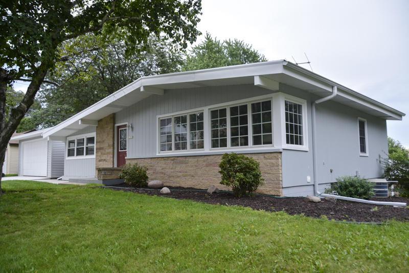 11523 W Mount Vernon Ave., Wauwatosa, WI 53226