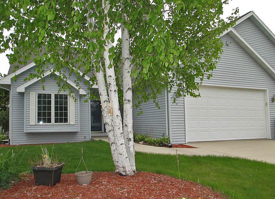 931 Beech Dr., Plymouth, WI 53073