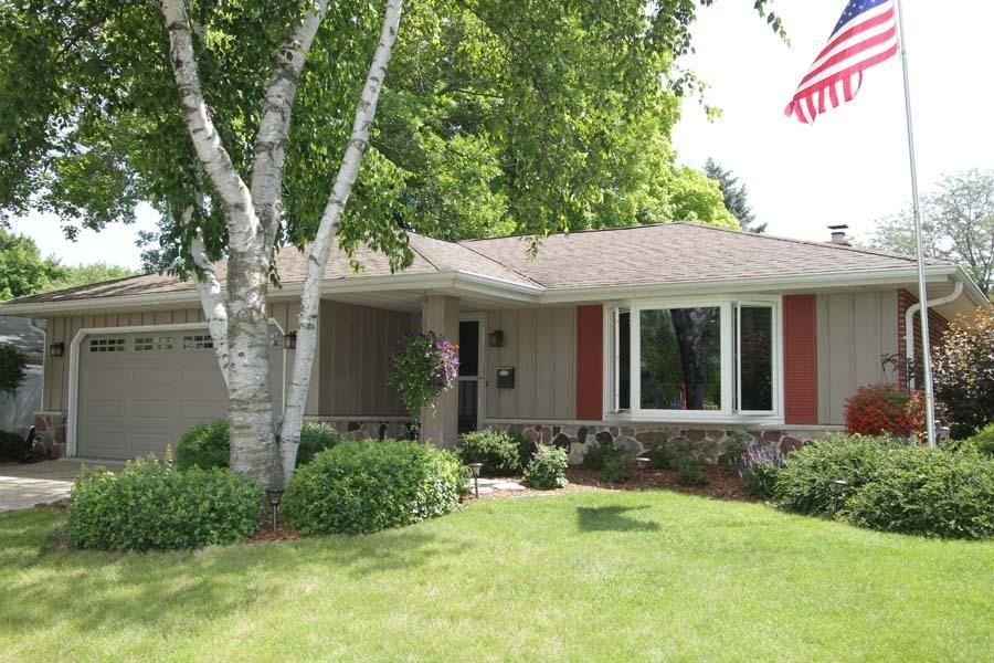 3770 S 97th St, Milwaukee, WI 53228