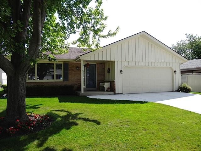 149 Echo Ln, Racine, WI 53406