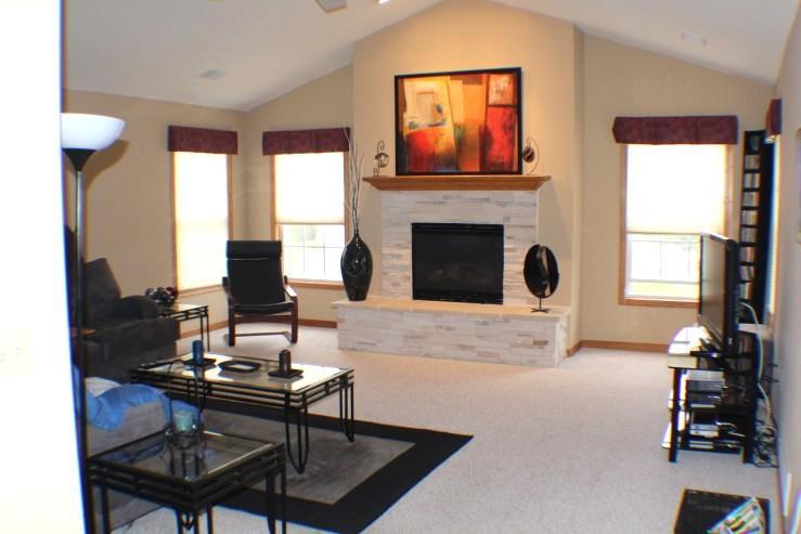 1030 N Sunnyslope Dr #202, Mount Pleasant, WI 53406