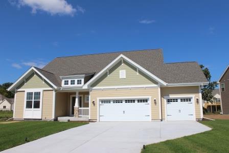 210 Prairie Song Dr, Waukesha, WI 53188