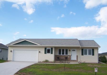 1610 Crane Ct, Sheboygan Falls, WI 53085