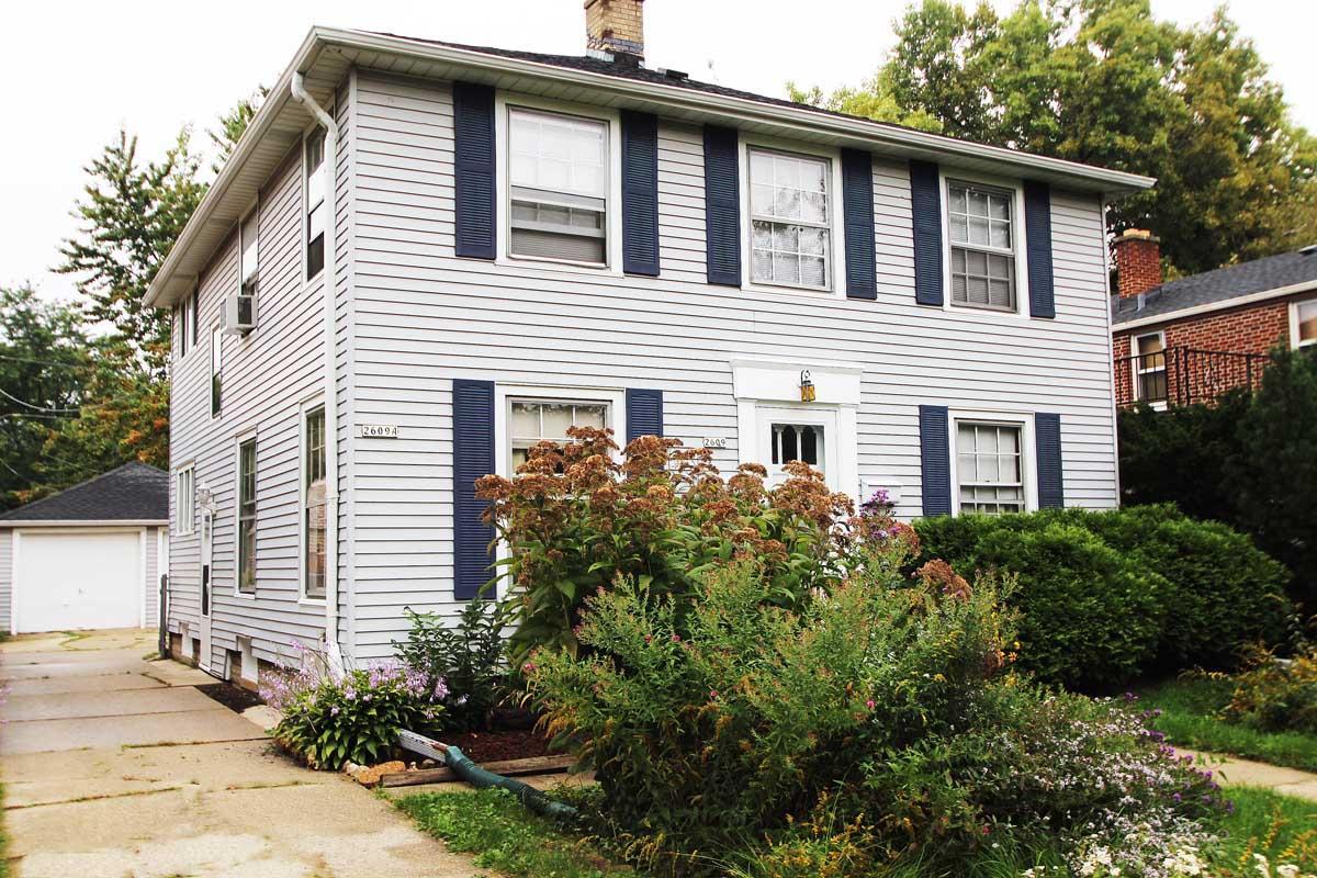 2609 N 63rd St, Wauwatosa, WI 53213