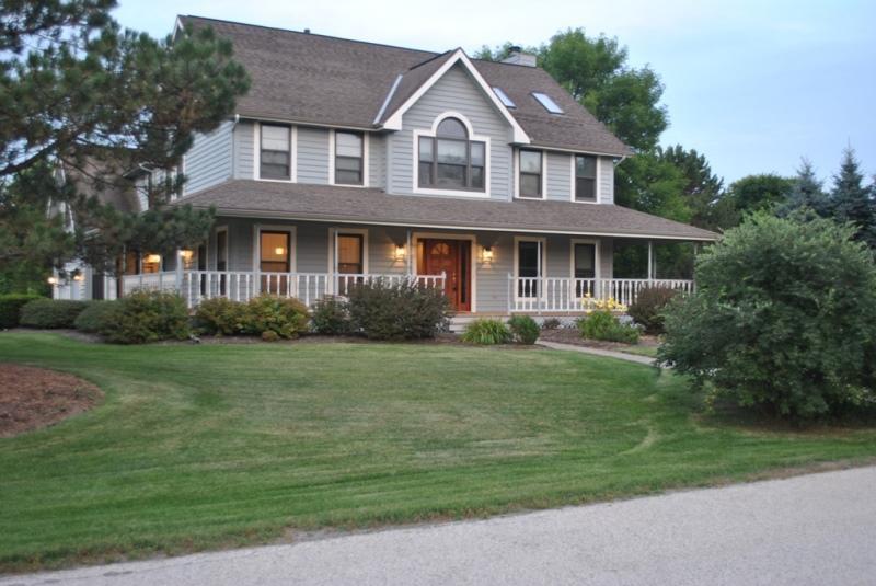 1650 Golf View Drive East, Sheboygan, WI 53083