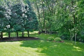 3931 S 106th St, Greenfield, WI 53228