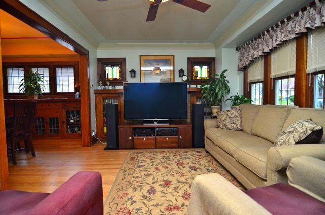 2936 N 57th St, Milwaukee, WI 53210