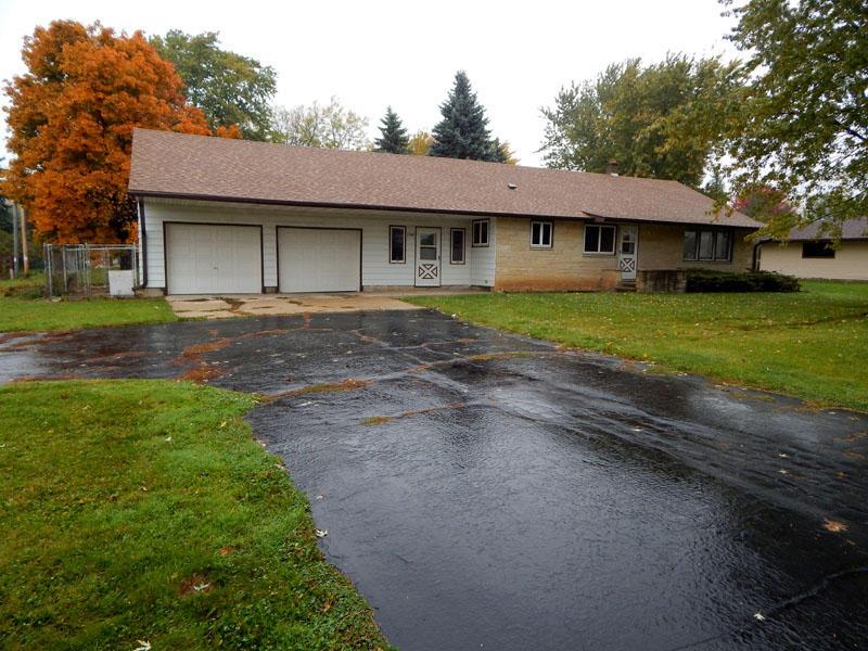 2940 Hubertus Rd, Richfield, WI 53022