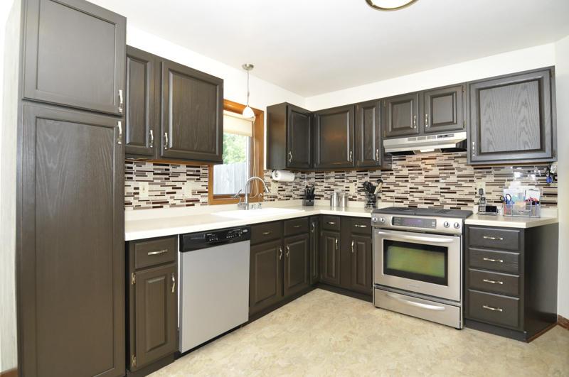 7203 S North Cape Rd., Franklin, WI 53132