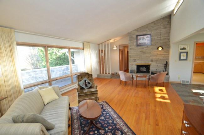 11749 N Wauwatosa Rd., Mequon, WI 53097